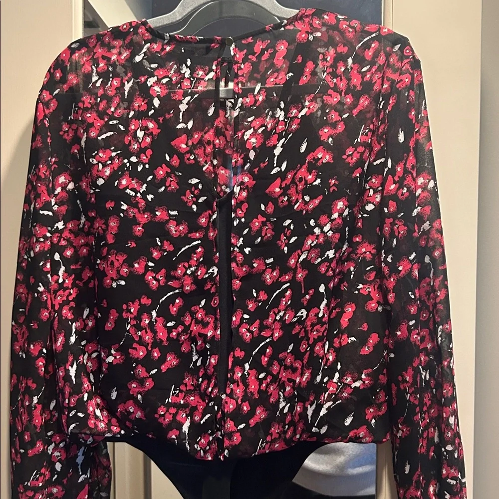 Banana Republic blouse - Picture 5 of 7